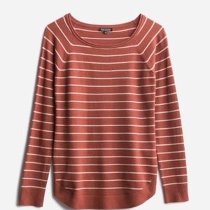 Pink Clover Valencia Curved Hem Sweater XL